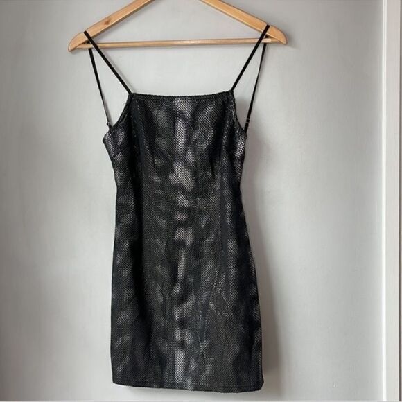 Urban Outfitters Textured Snake Printed Mini Dress - Picture 9 of 14